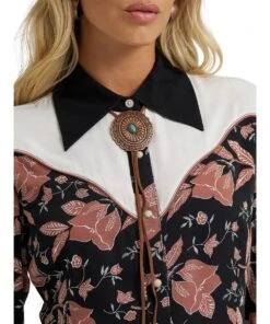 Wrangler Women's Lainey Wilson Floral Snap Shirt -Cowpokes Onlines.com 112368255 c