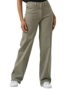 Wrangler Women's Loose Straight Jean