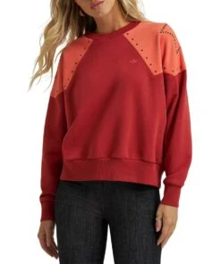 Wrangler Women's Lainey Wilson Sweatshirt