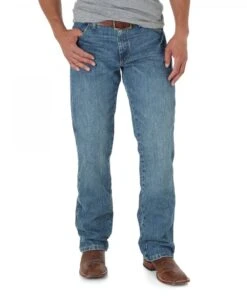 Wrangler Men's Retro Slim Boot Cut Jean